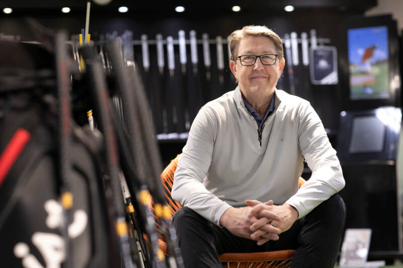 Lähikuva Teemu Ruotsalaisesta